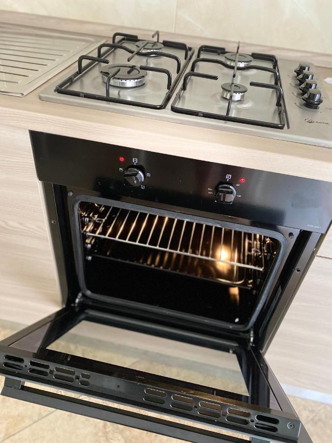 Falu Napoli Centro Camera Con Cucina E Bagno Privato Ξενοδοχείο Εξωτερικό φωτογραφία